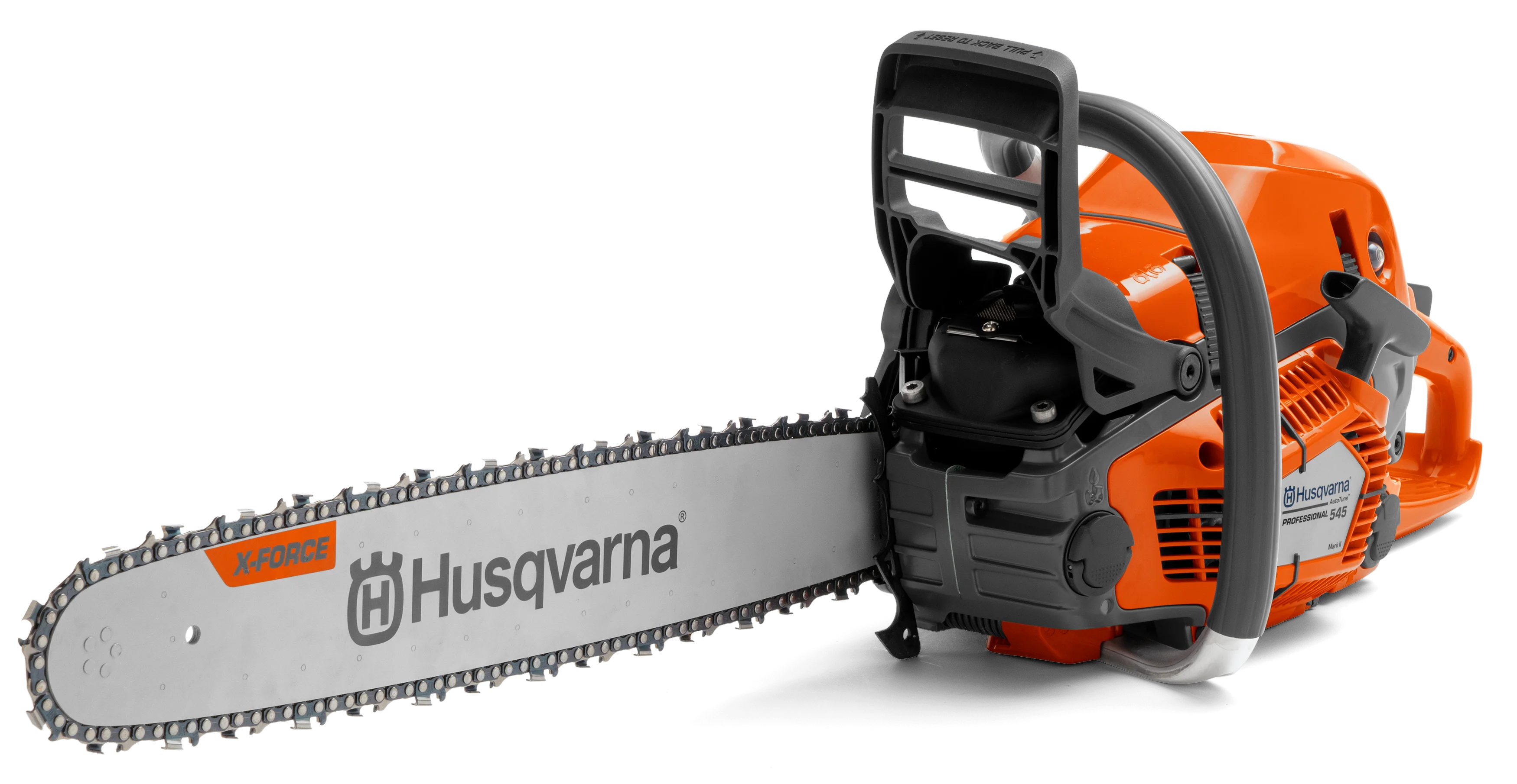 Seitenansicht einer orangefarbenen Husqvarna 545 Mark II Benzin-Motorsäge mit grauem Starterdeckel und X-Force-Führungsschiene